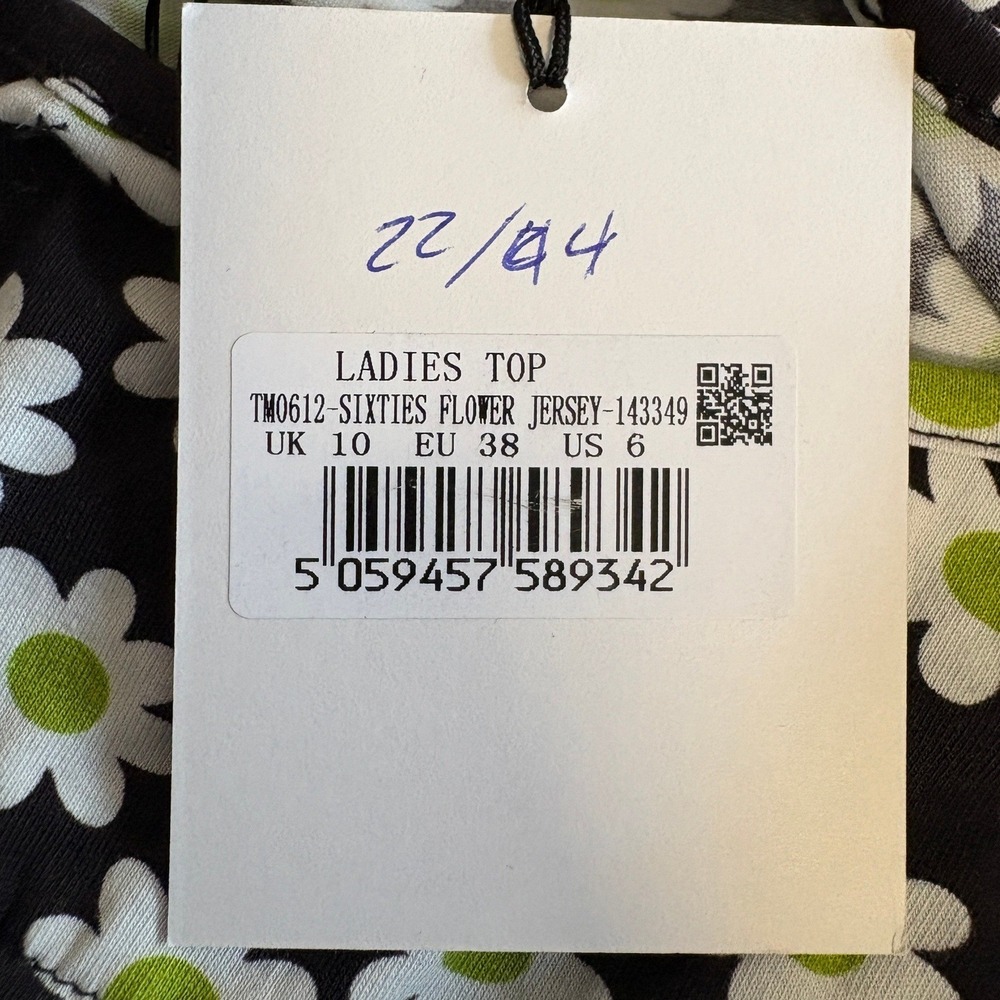 Glamorous 60's Y2K Flower Jersey Crop Top Black White Green Daisy Size 6 NWT - Picture 5 of 5